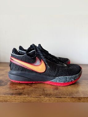 Nike LeBron 20 Basketball Shoes Size 6.5 Youth Miami Heat Black Red